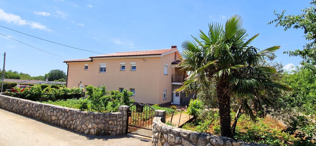 Apartments Pinezic Skrbcici Exterior photo